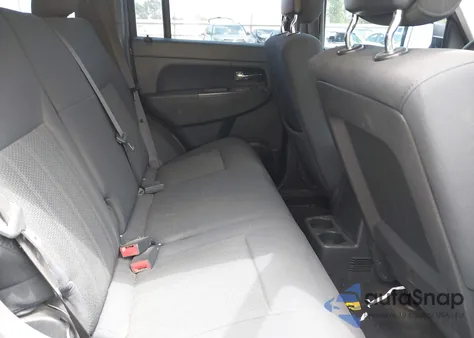 2012 Jeep Liberty Sport из США, поврежденный, VIN 1C4PJLAK6CW111666